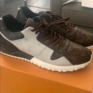 Louis Vuitton Run Away S